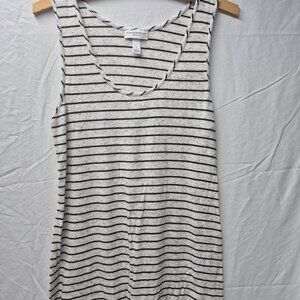 Liz Lange Maternity Large Gray/Black Striped Tank Top